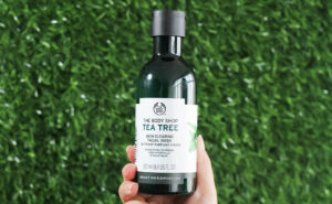 The Body Shop Tea Tree Skin Clearing Facial Wash