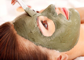 রূপচর্চায় মুলতানি মাটির ব্যবহার…